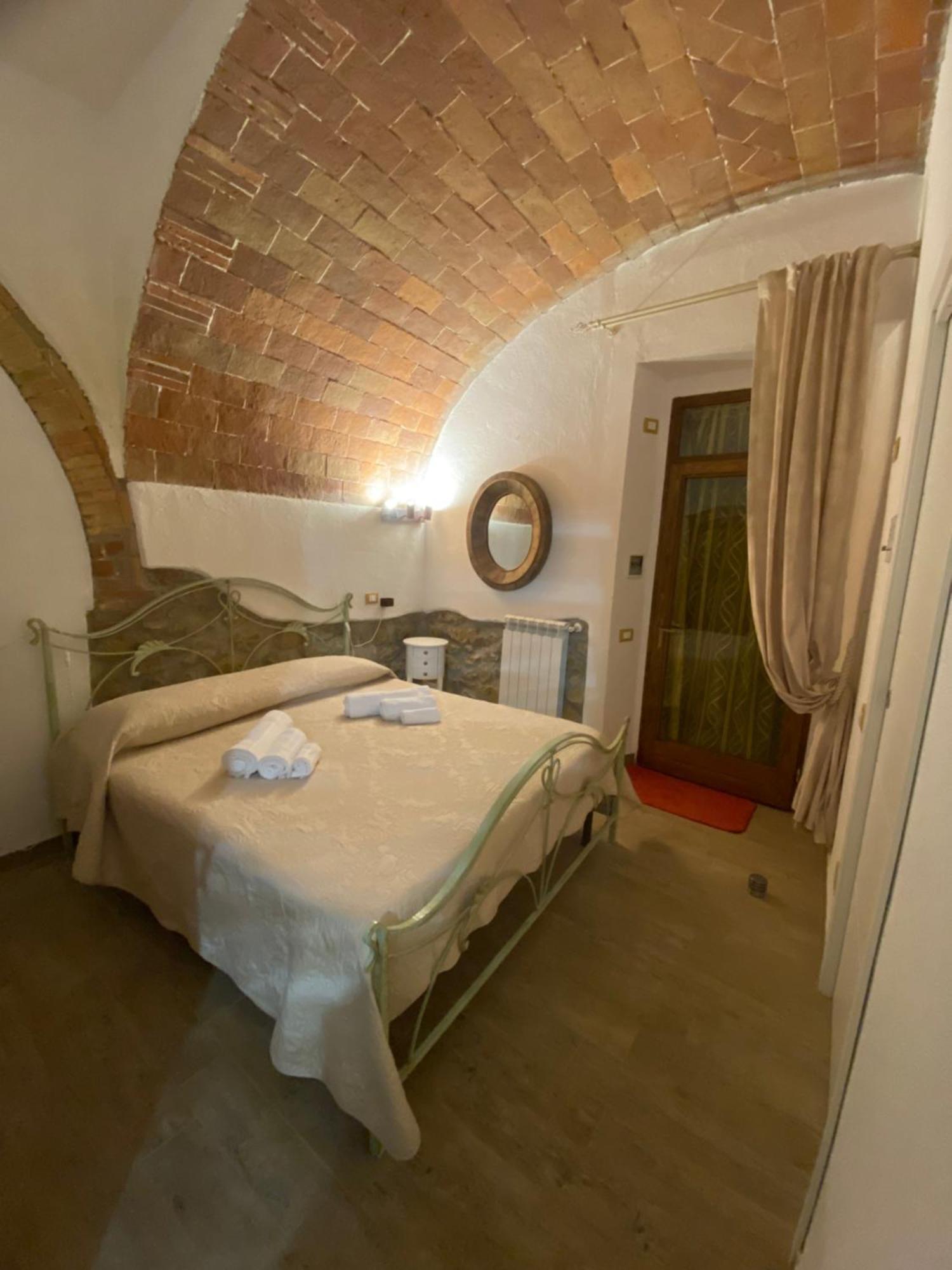 Podere Mona Pomarance Luaran gambar